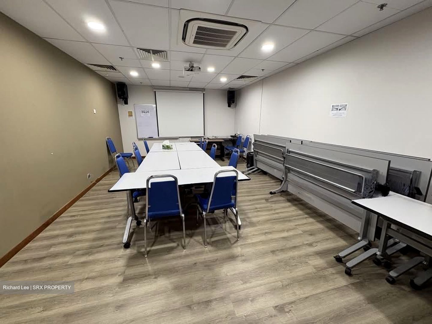 Ntuc Lifestyle Centre (jurong) (D22), Office #583770191